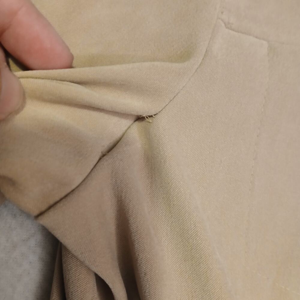 Talbots Tan Stretch Button up / Blouse Blazer Size L Crisp and Clean - Picture 5 of 7